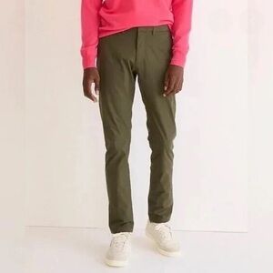 J. Crew 484 Tech Pant Olive Green 33X30